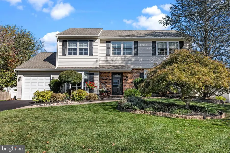 284 Greenview Rd, Yardley, PA 19067 - Image #2