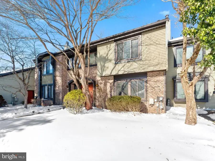 25 Essex Pl, Newtown, PA 18940 - #3