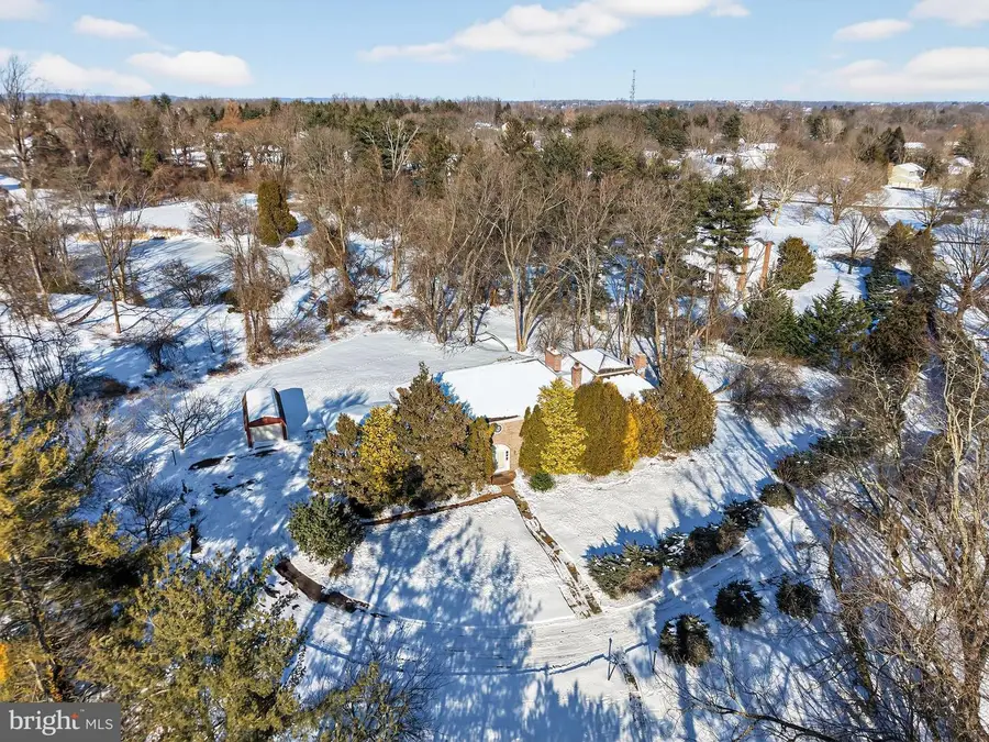 1511 Laurie Ln, Yardley, PA 19067 - Image #2