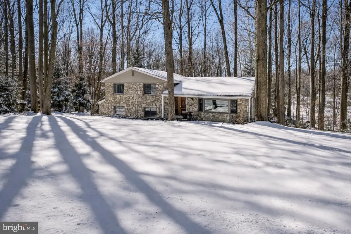 3660 Buttonwood Dr, Doylestown, PA 18902 - Image #1