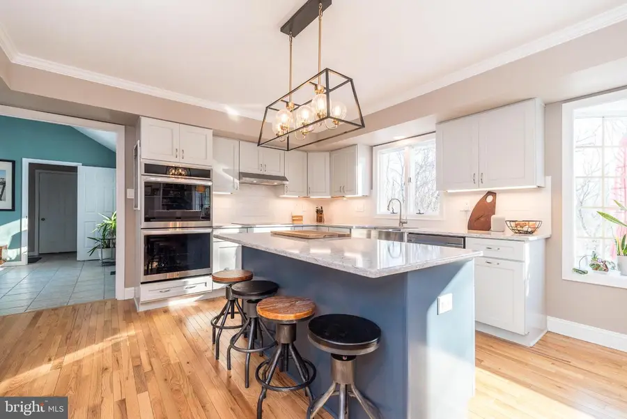 1465 Buck Hill Dr, Southampton, PA 18966 - #2