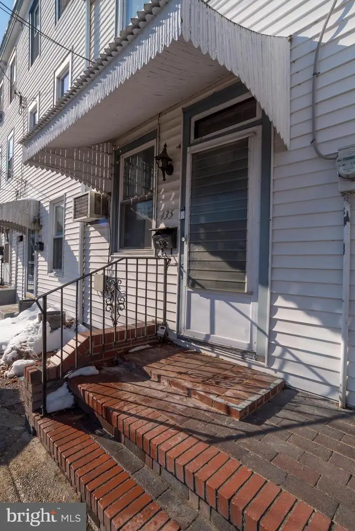 435 Cedar Street St, Bristol, PA 19007 - Image #2