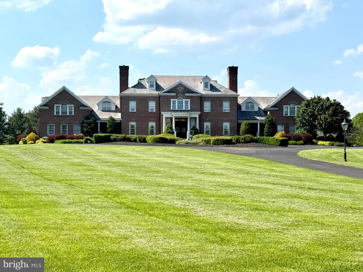 5981 Atkinson Rd, New Hope, PA 18938 - #1
