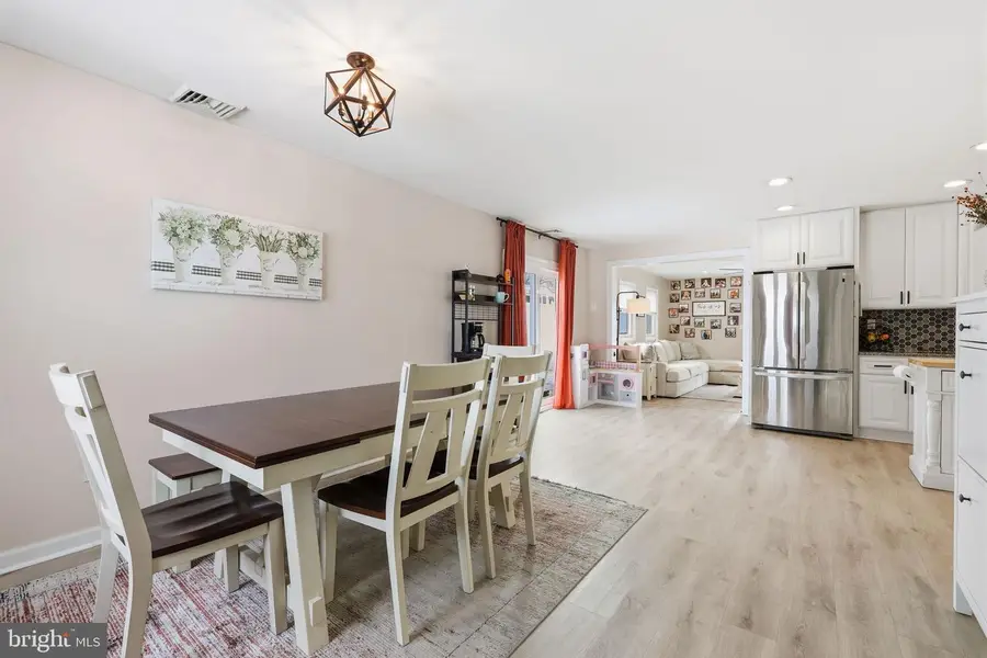 201 Allendale Dr, Morrisville, PA 19067 - Image #3