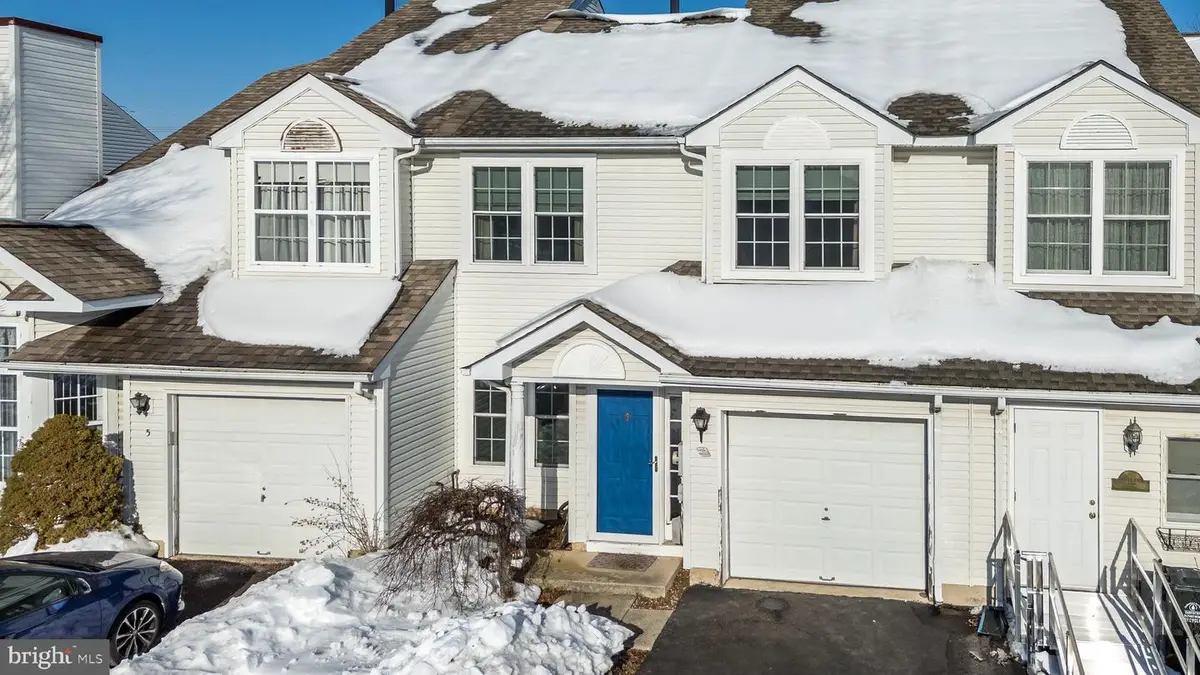 3 Glen Meadow Ct, Quakertown, PA 18951 - Image #1