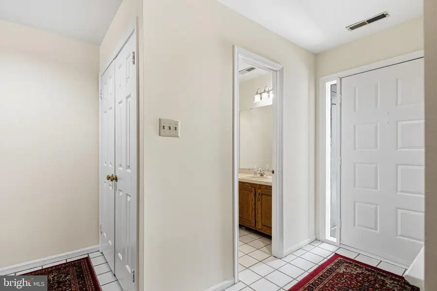 212 Clover Hill Ct, Yardley, PA 19067 - Image #3