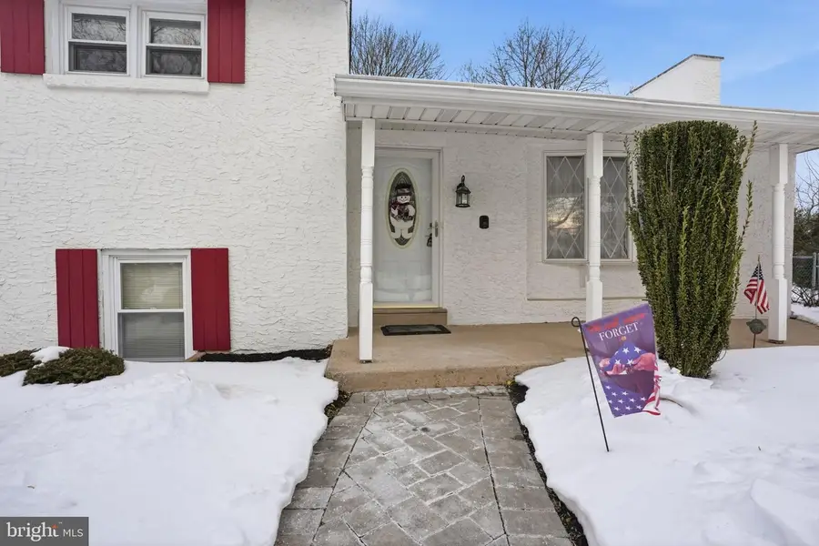 33 Henry Ave, Feasterville Trevose, PA 19053 - #3