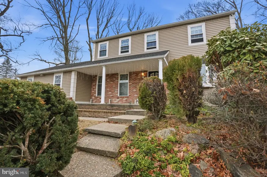 761 Woodlyn Dr, Feasterville Trevose, PA 19053 - #2