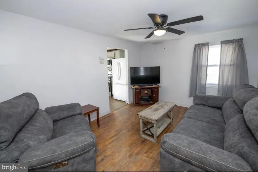 618 Cedar Ave, Croydon, PA 19021 - #2