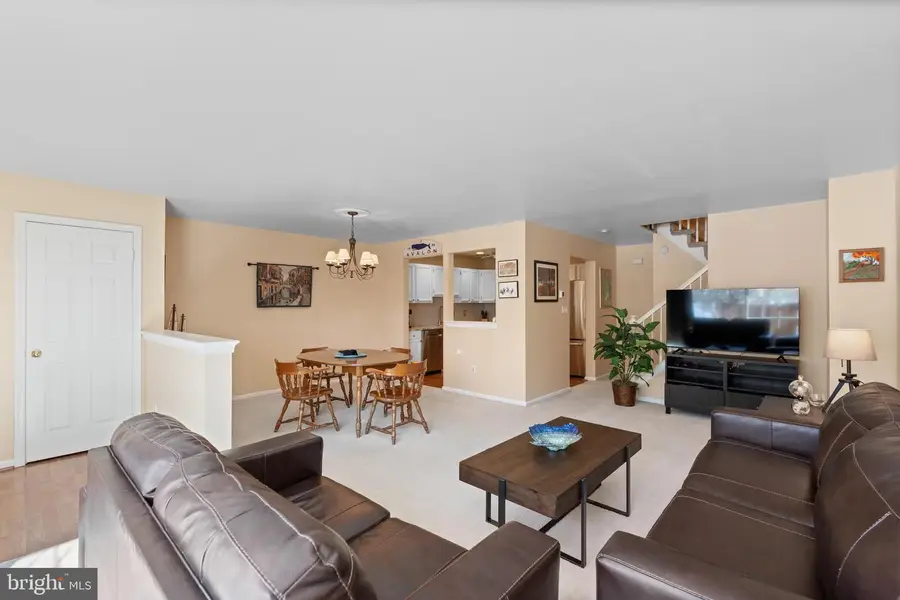 7705 Spruce Mill Dr, Yardley, PA 19067 - Image #2