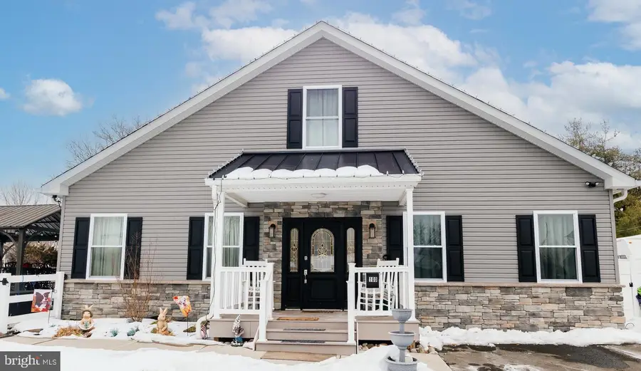 100 Elderberry Dr, Levittown, PA 19054 - #2