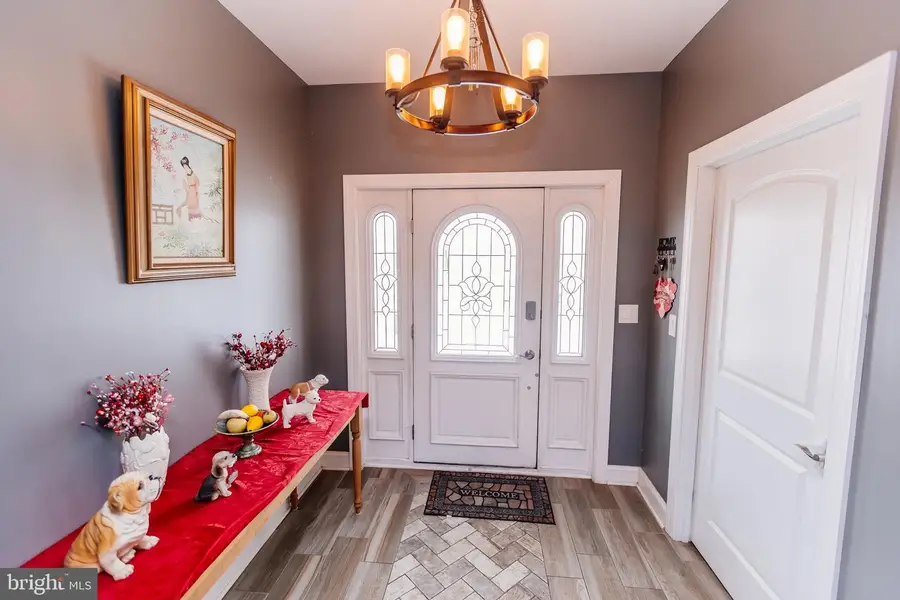 100 Elderberry Dr, Levittown, PA 19054 - #3