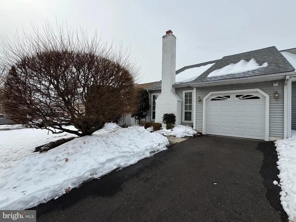 177 Raintree Ct, Langhorne, PA 19047 - #1