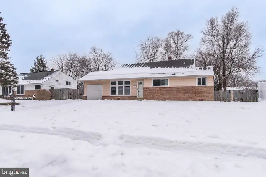 746 Spruce Rd, Warminster, PA 18974 - #2