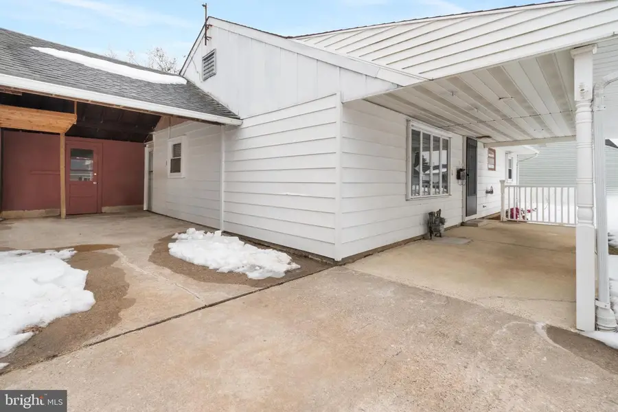 130 Lebbie Ln, Fairless Hills, PA 19030 - #3