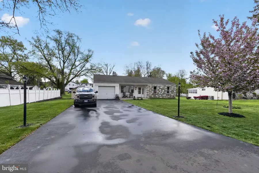 576 Churchville Lane, Southampton, PA 18966 - #3