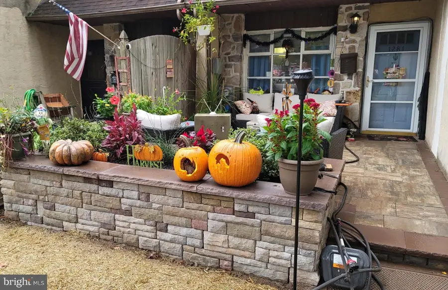 1281 Lisa Dr, Warrington, PA 18976 - #3