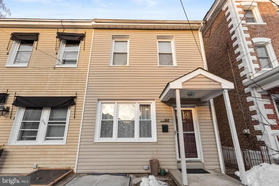 307 Lincoln Ave, Bristol, PA 19007 - #3