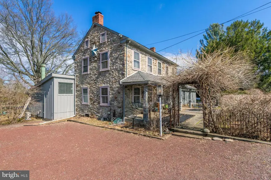 157 Kintner Rd, Kintnersville, PA 18930 - #3