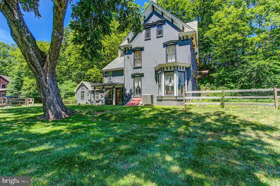 9754 Easton Rd, Kintnersville, PA 18930 - #3