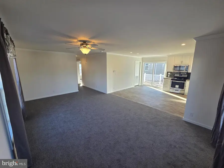 24 Golfview Dr, Quakertown, PA 18951 - #2