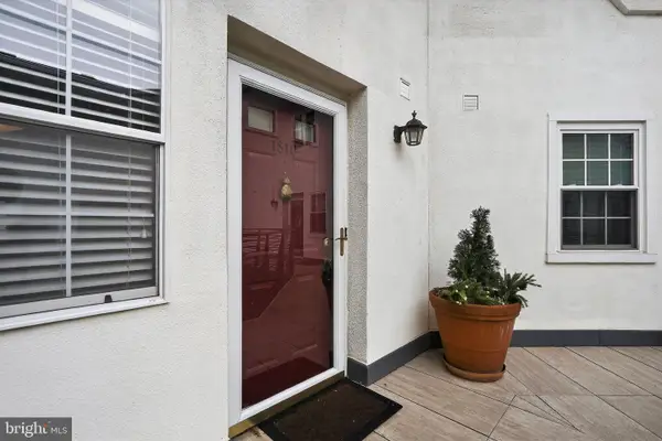 1810 Steamboat Station Drive, SOUTHAMPTON, PA 18966