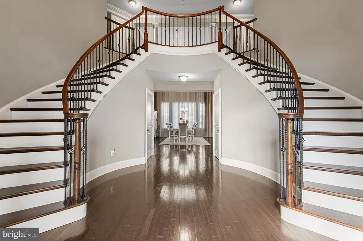 23 Oxford Dr, Ivyland, PA 18974 - #1