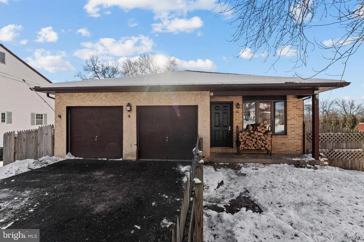 611 S 9th St, Perkasie, PA 18944 - #1