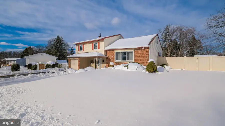 1831 Bunkerhill Rd, Southampton, PA 18966 - #2