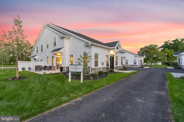 29 Cedar Cir #15, LEVITTOWN, PA 19055