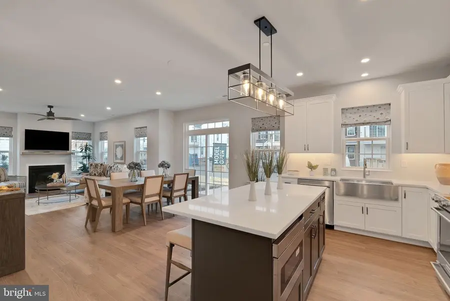 29 Cedar Cir #15, Levittown, PA 19055 - #3