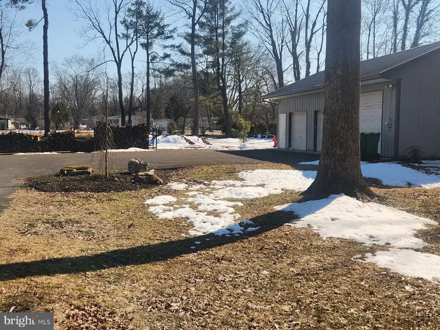 325 N Shady Retreat Rd, Doylestown, PA 18901 - #2