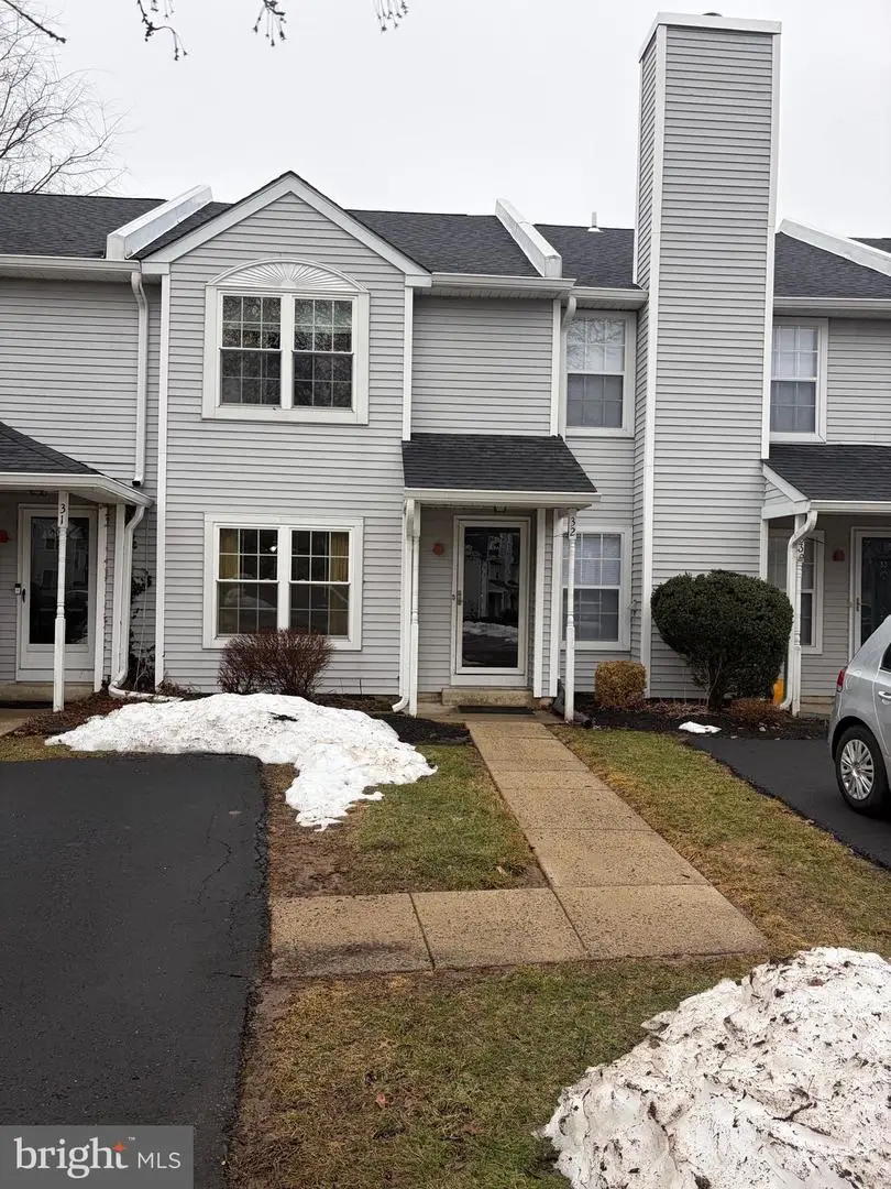 32 Eaton Ct, Newtown, PA 18940 - #1