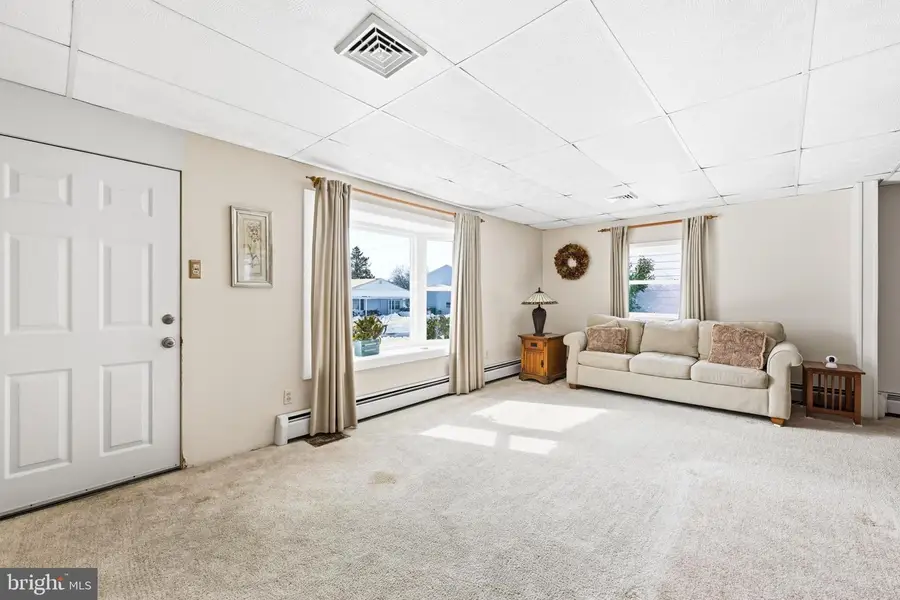 405 Andover Rd, Fairless Hills, PA 19030 - #3