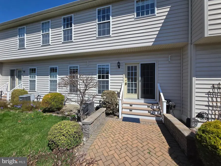 226 Kulp Dr, Perkasie, PA 18944 - #3