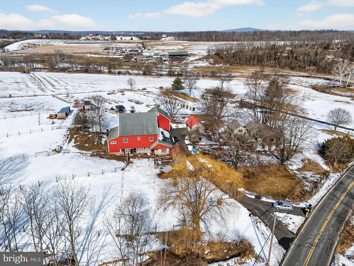 448 Kellers Church Rd, Ottsville, PA 18942 - #1