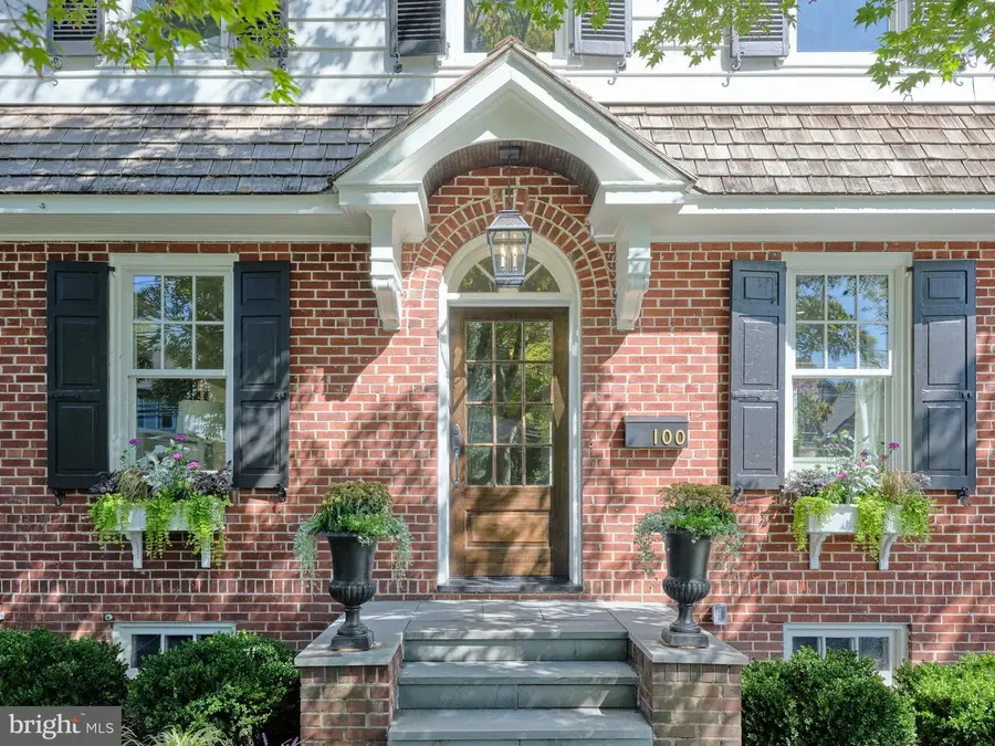 100 W Bridge St, New Hope, PA 18938 - #2