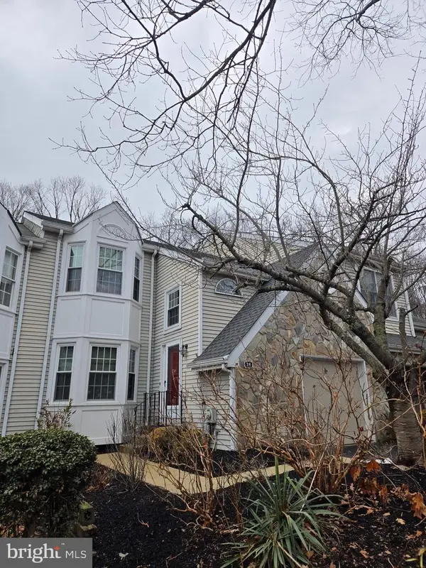 24 Bogey Cir, DOYLESTOWN, PA 18901