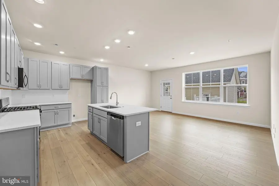 40 N Eighth St #homesite B20, Perkasie, PA 18944 - #2