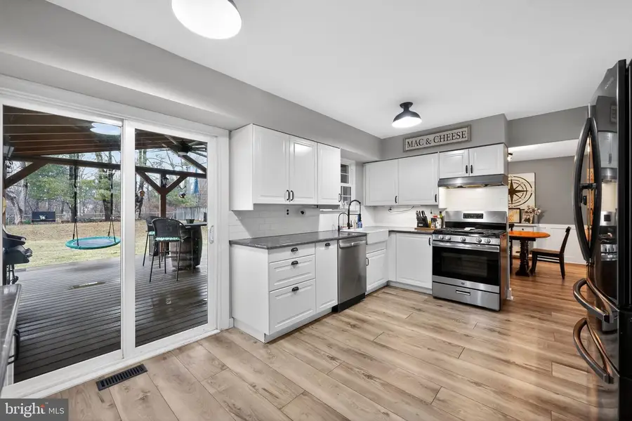 216 Hampton Dr, Langhorne, PA 19047 - #2