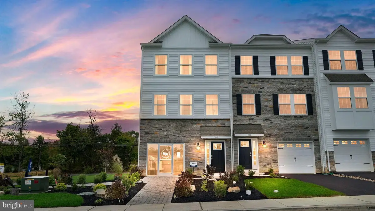 107 Bell Ct, Sellersville, PA 18960 - #1