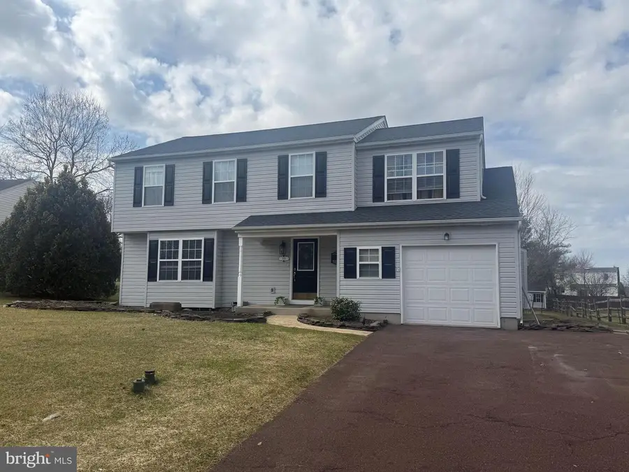 109 Parkside Dr, Dublin, PA 18917 - #2