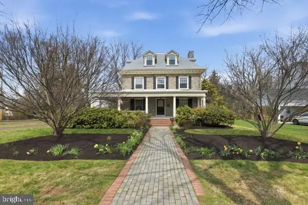 108 W. Gillam, LANGHORNE, PA 19047