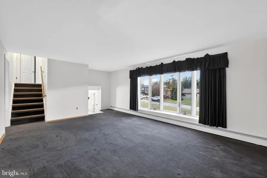 667 Lily Rd, Warminster, PA 18974 - #3