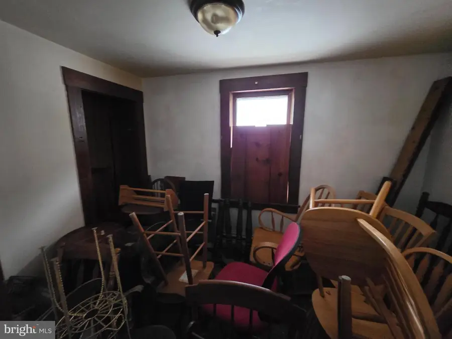 406 W Bridge St, Morrisville, PA 19067 - #2