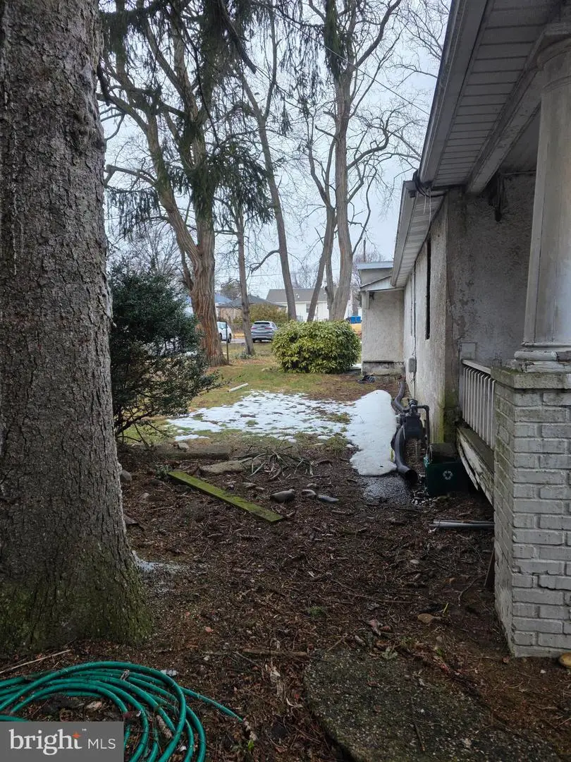 406 W Bridge St, Morrisville, PA 19067 - #3