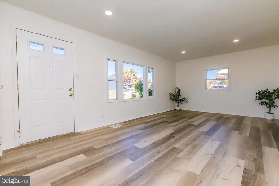 252 N Olds Blvd, Fairless Hills, PA 19030 - #3