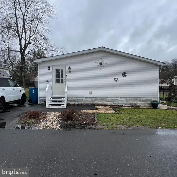 45 Maple Dr, DOYLESTOWN, PA 18901