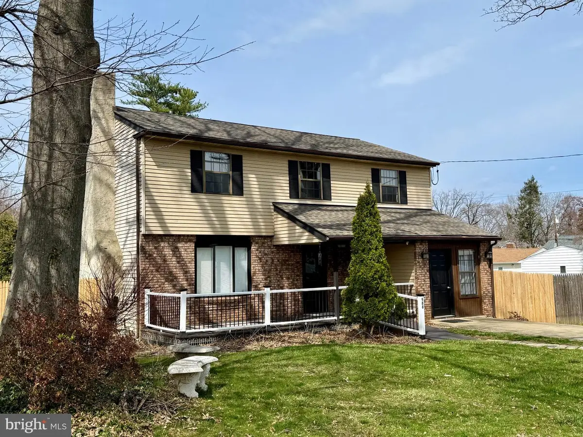 988 Baxter Ave, Bensalem, PA 19020 - #1