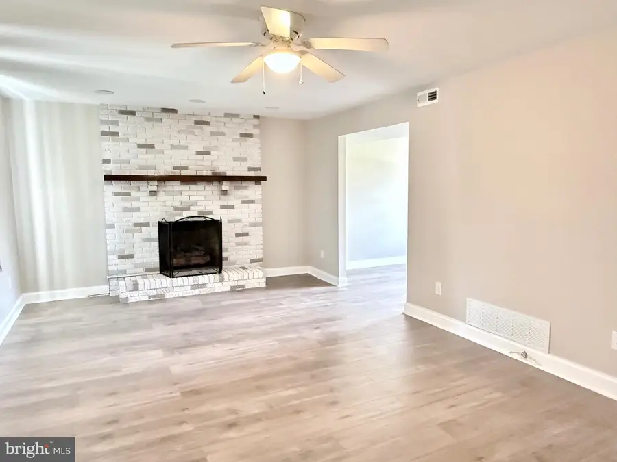 988 Baxter Ave, Bensalem, PA 19020 - #3